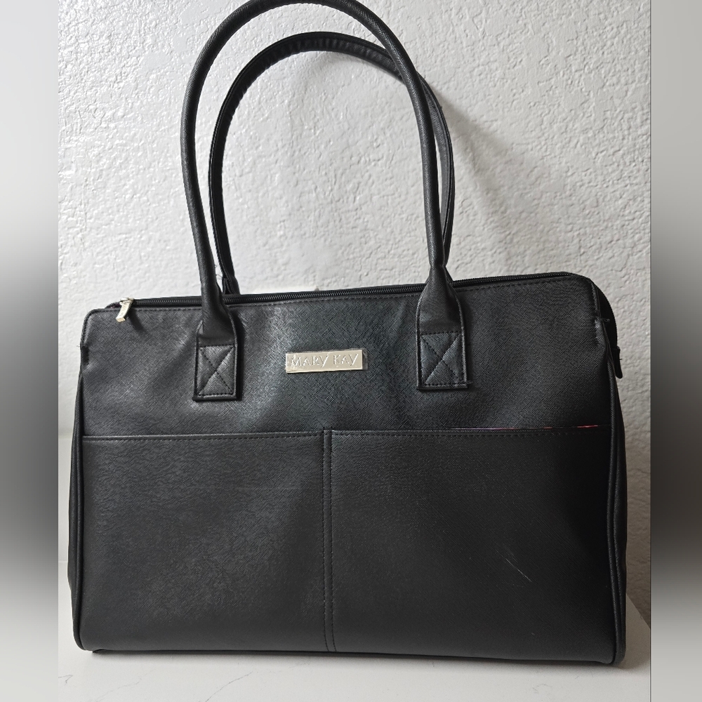 Mary Kay Beauty Consultant Bag Size 17x12x6
